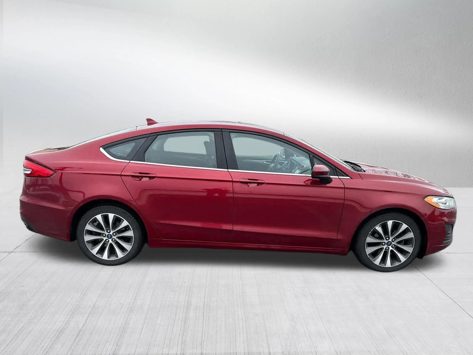 Used 2019 Ruby Red Metallic Tinted Clearcoat Ford SE image 12