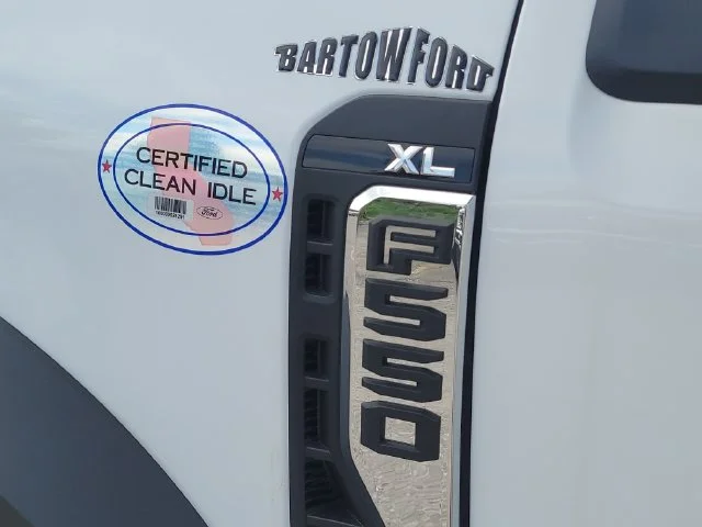 New 2026 Oxford White Ford XL image 9
