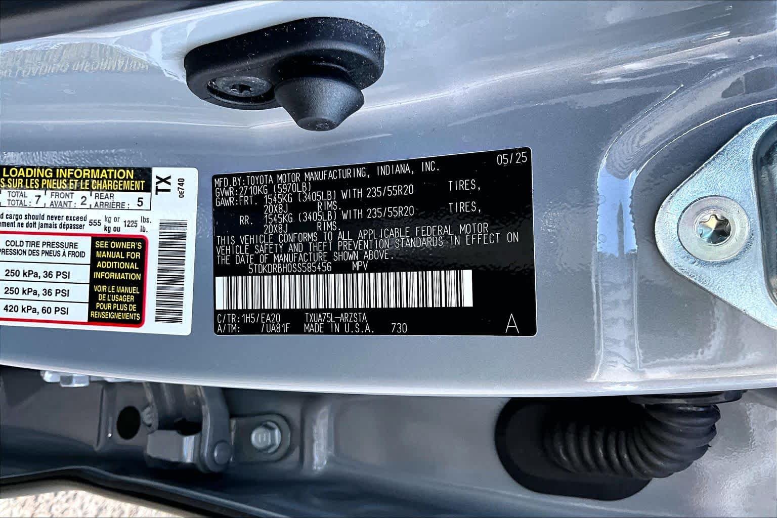 Used 2025 Cement Toyota XSE image 34