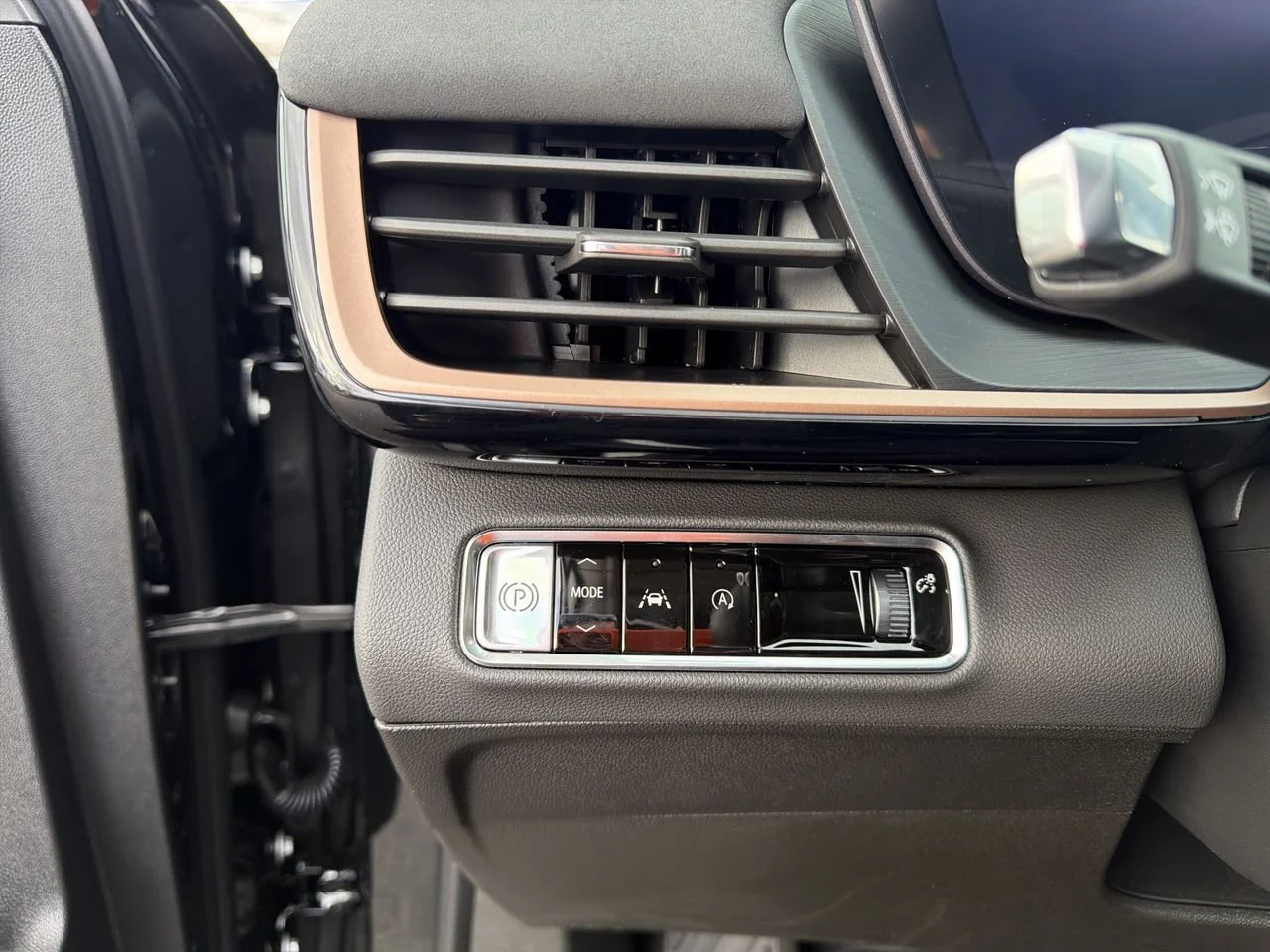 New 2026 Ebony Twilight Metallic Buick Sport Touring image 15