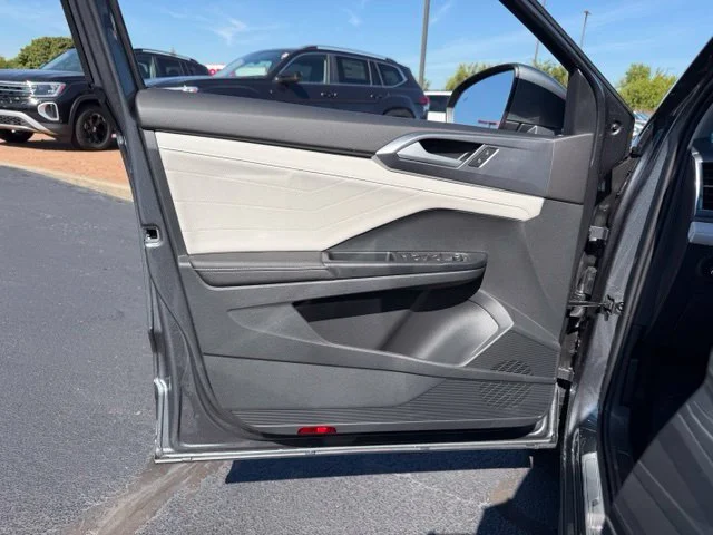 New 2027 Platinum Gray Metallic Volkswagen 1.5T SEL image 14