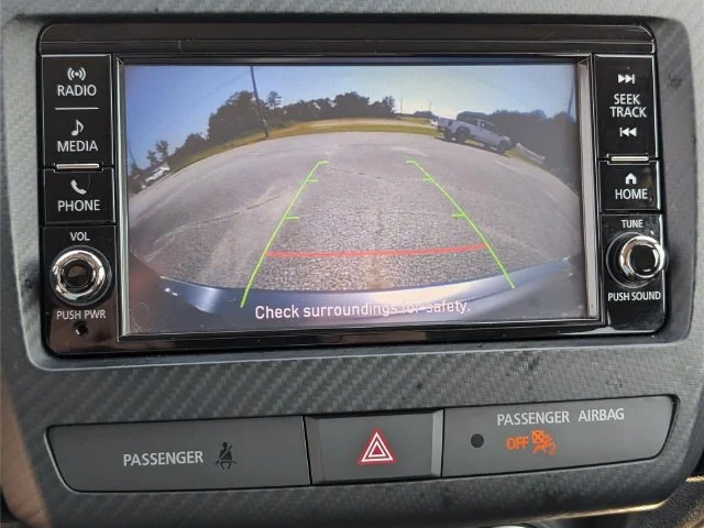 Used 2024 Silver Mitsubishi 2.0 ES image 27