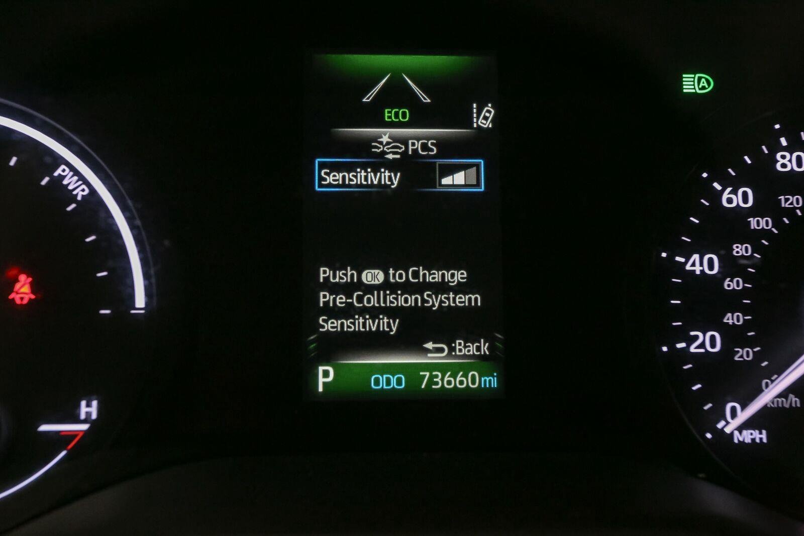 Used 2022 Midnight Black Metallic Toyota LE 8-Passenger image 34