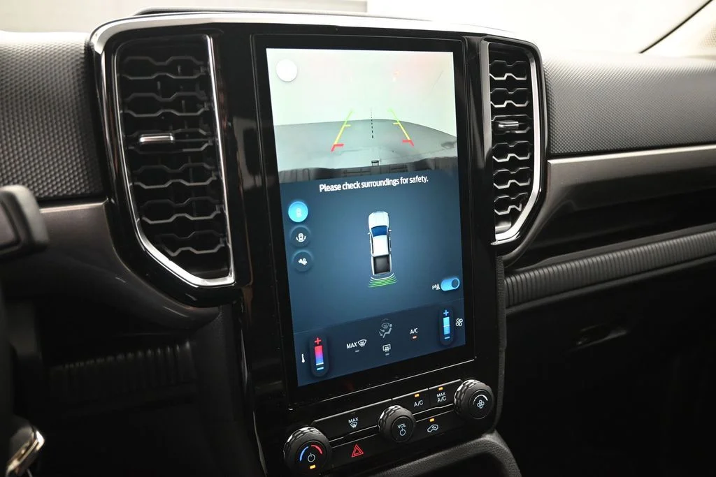 New 2026 Avalanche Ford XLT image 13