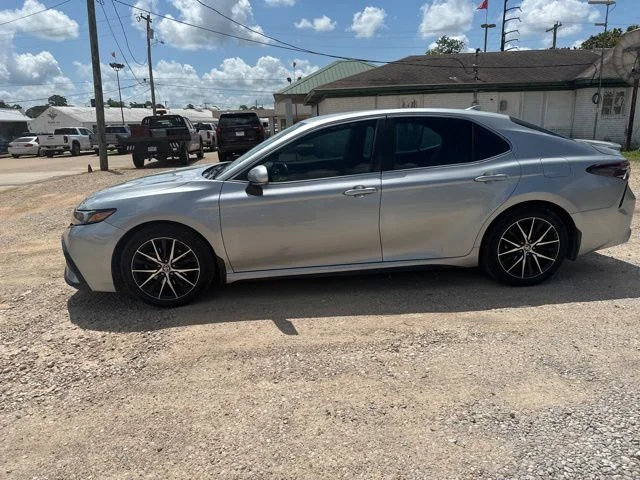 Used 2021 Silver Toyota SE image 8