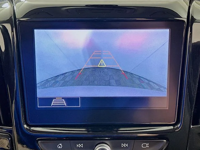 Used 2020 Silver Chevrolet LT image 17
