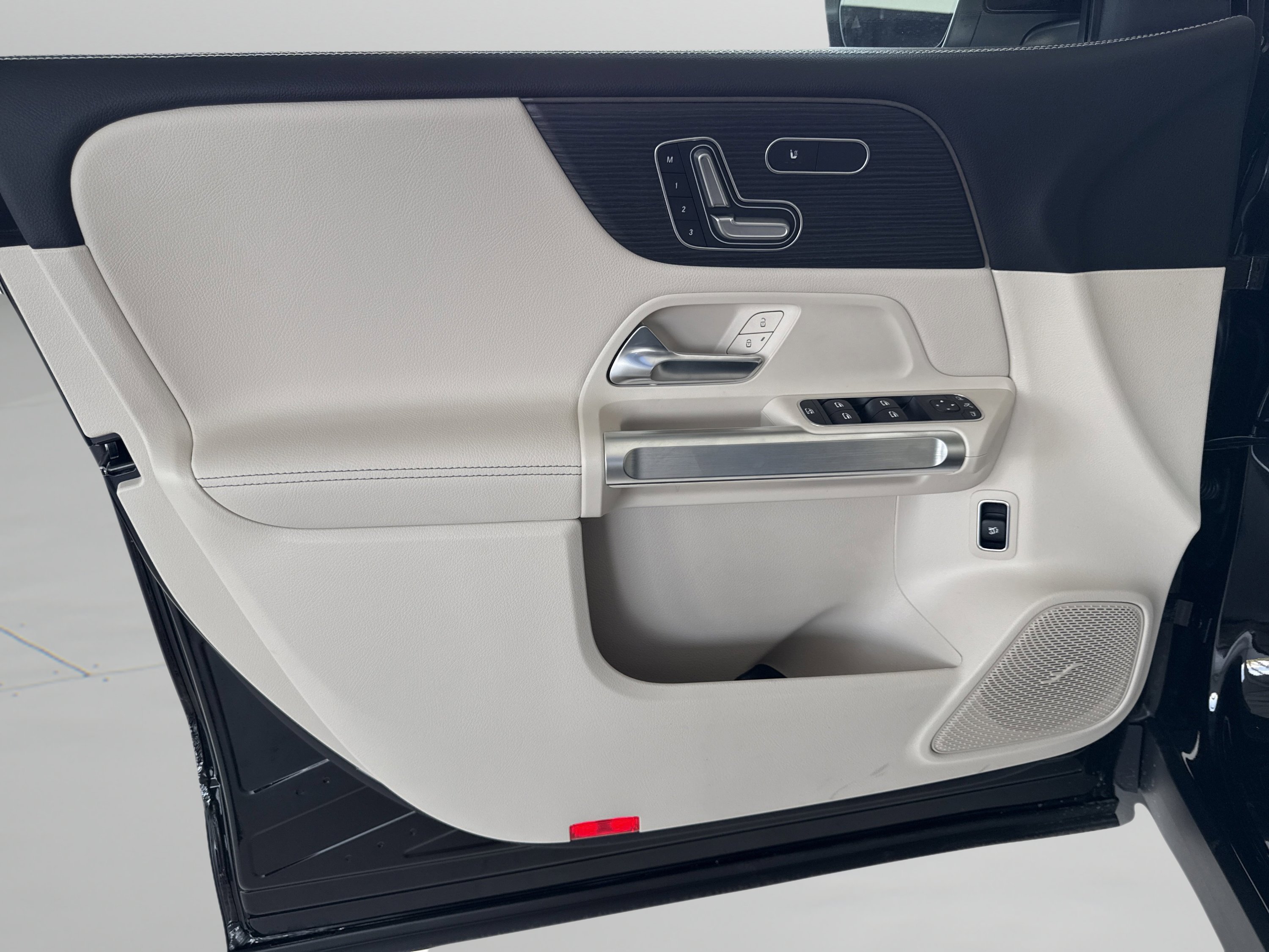 2026 Mercedes-Benz GLB GLB 250 - Photo 14