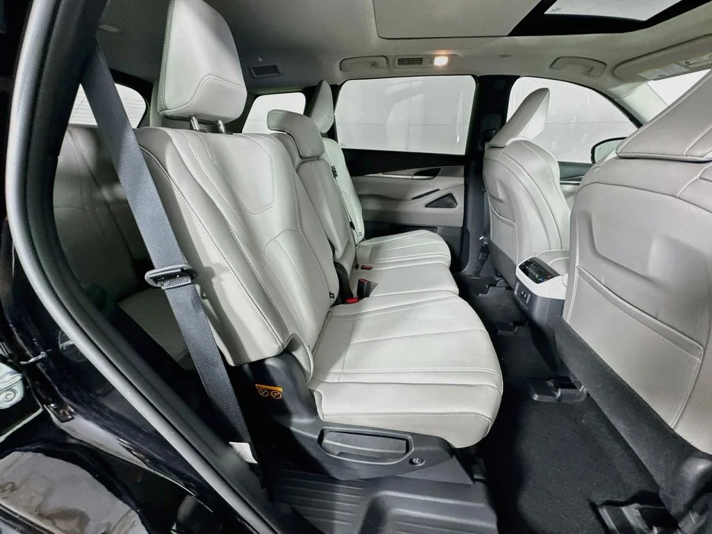 Certified Used 2026 Black INFINITI PURE image 39