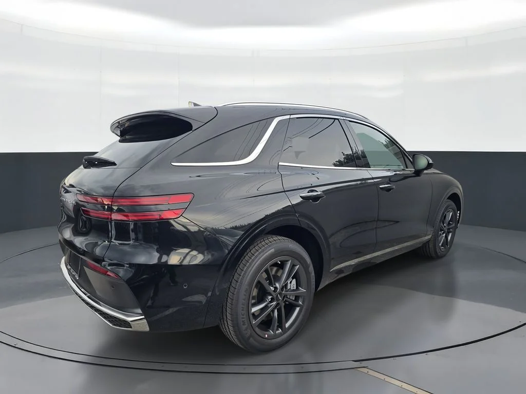 New 2027 Black Genesis 2.5T Advanced image 3