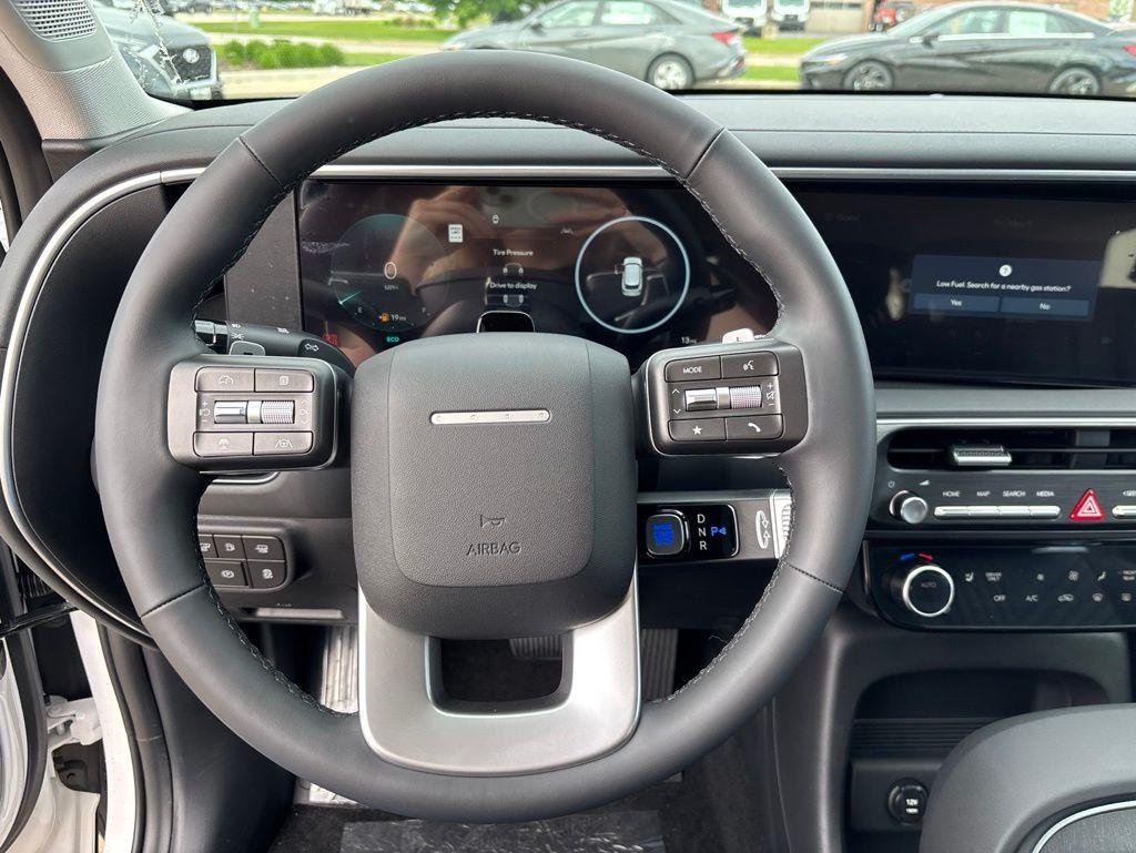 New 2026 White Pearl Hyundai Blue SEL 8P image 19