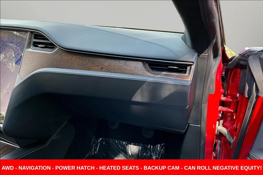 Used 2018 Red Tesla 100D image 29