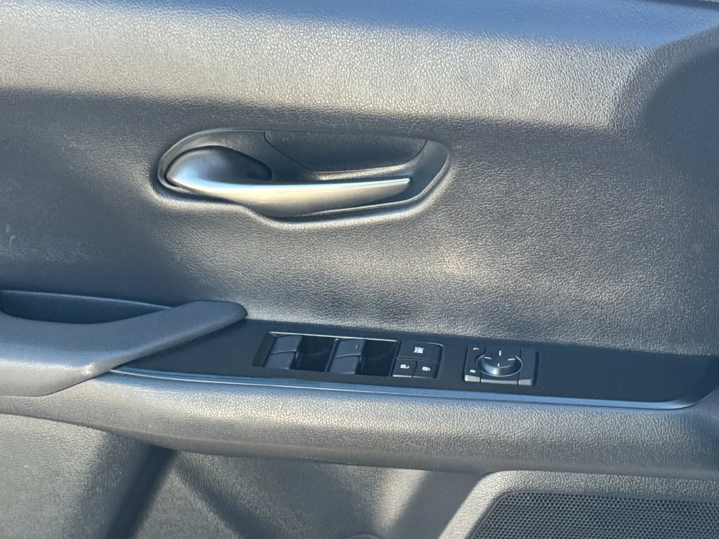 Used 2019 White Lexus 200 Base image 34