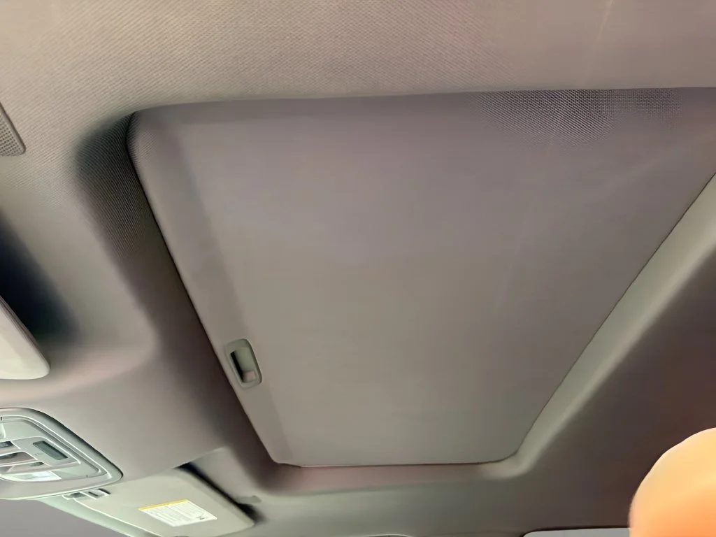 Used 2023 SUMMIT WHITE Chevrolet RST image 23