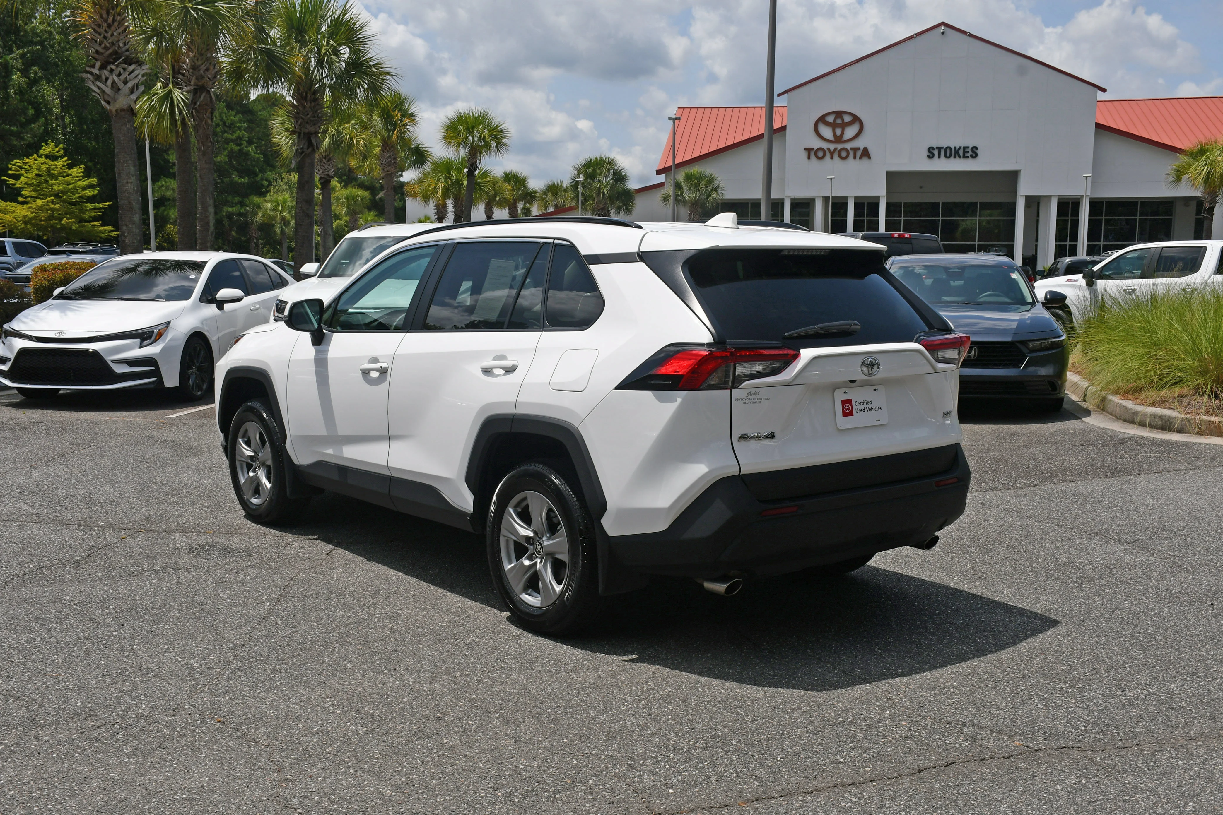 Certified Used 2024 White Toyota XLE image 3