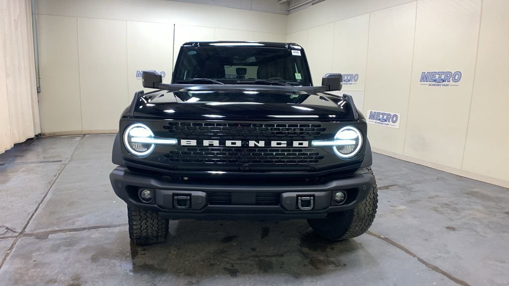 Used 2025 Black Ford Badlands image 8