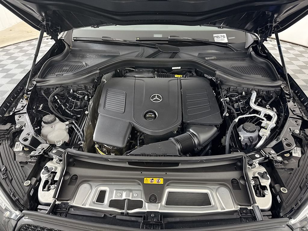 New 2026 Black Mercedes-Benz GLC 300 image 64