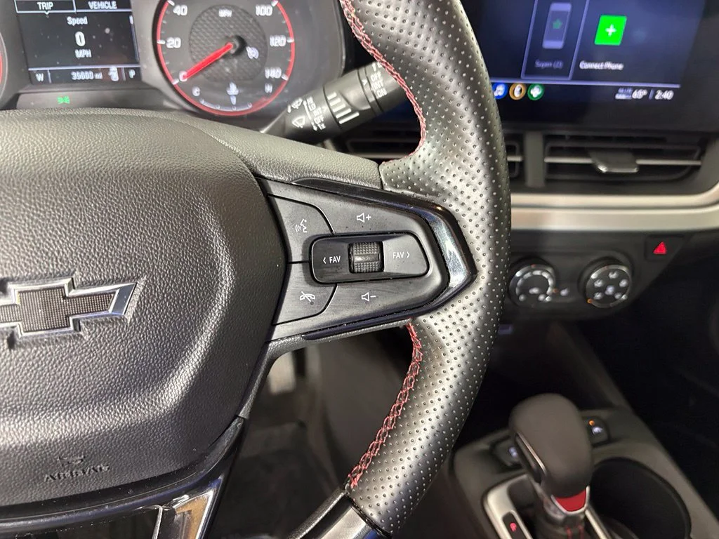 Used 2024 Red Chevrolet 1RS image 21