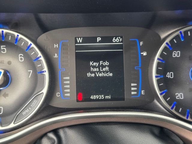 Used 2024 White Chrysler LX image 19