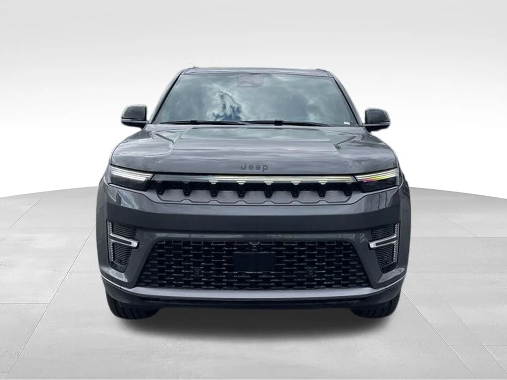New 2026 Baltic-Gray Metallic Clear-Coat Exterior Paint Jeep Summit Obsidian image 2