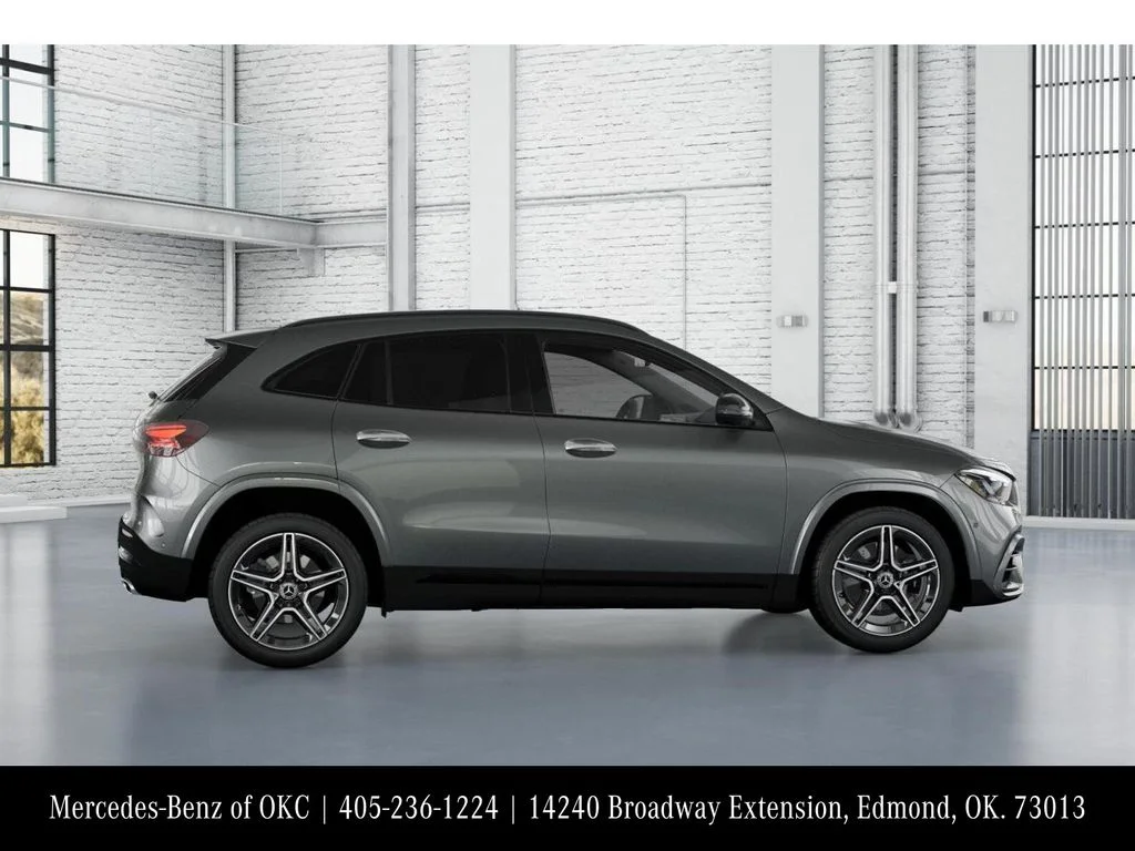 Used 2026 Gray Mercedes-Benz GLA 250 image 17