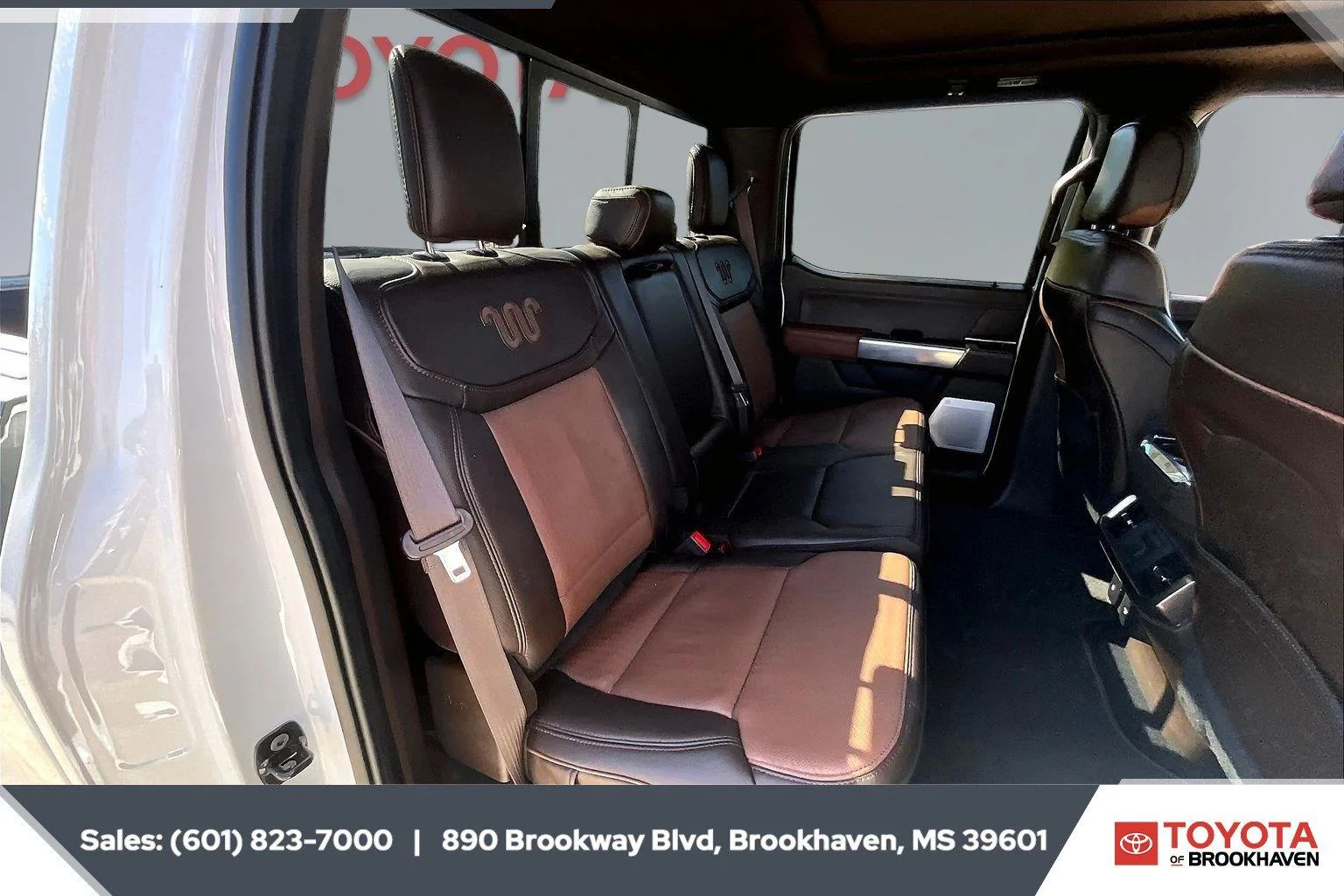 Used 2025 Star White Metallic Tri-Coat/Marsh Gray Ford King Ranch image 20
