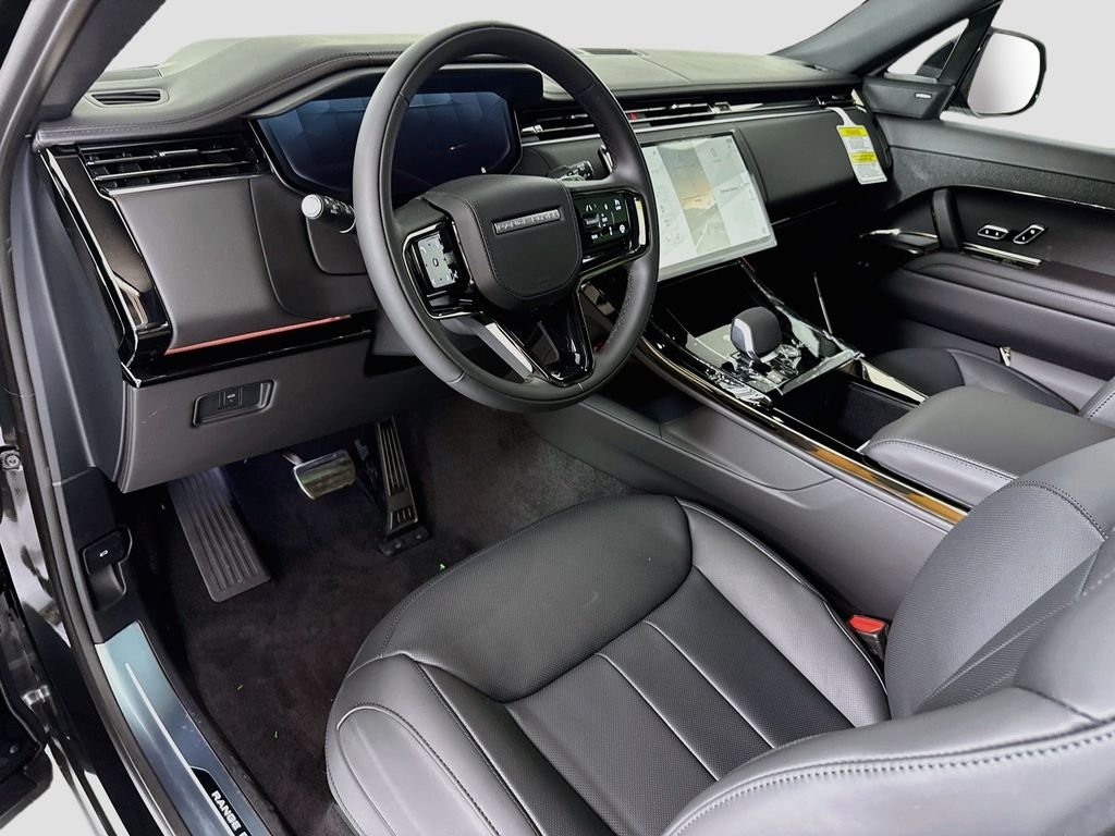 New 2026 Santorini Black Land Rover Dynamic SE image 9