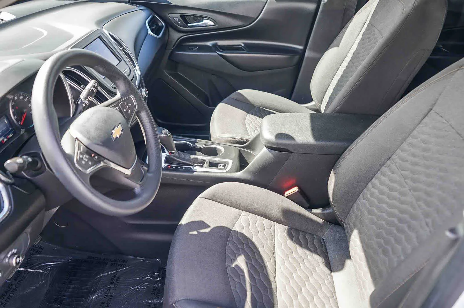 Used 2021 Summit White Chevrolet LT image 16