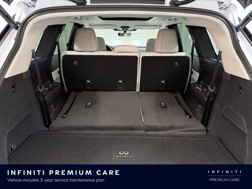 New 2026 RADIANT WHITE INFINITI Luxe FWD image 35