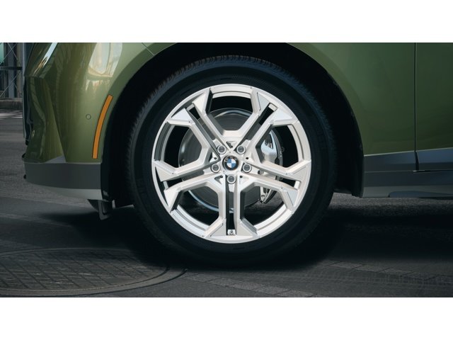 New 2027 Grey Pine Metallic BMW  image 7