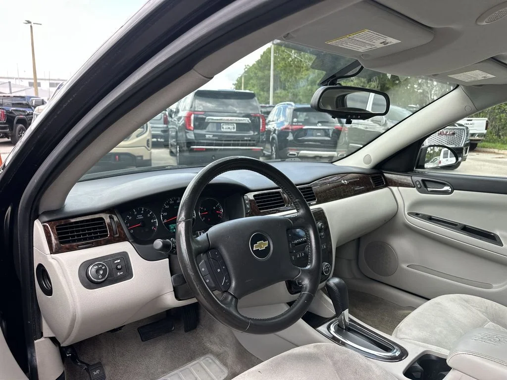 Certified Used 2014 Black Chevrolet LT image 10