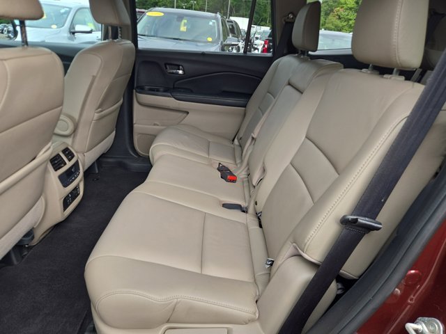 Used 2019  Honda EX-L w/Navi & RES image 9