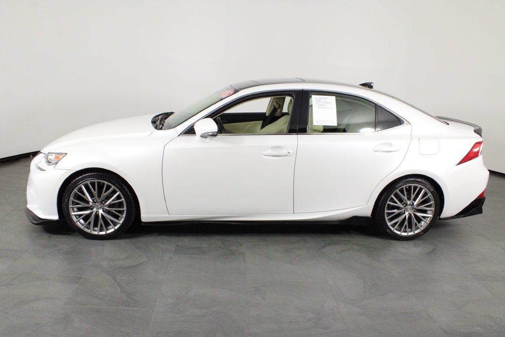 Used 2015  Lexus 250 image 12