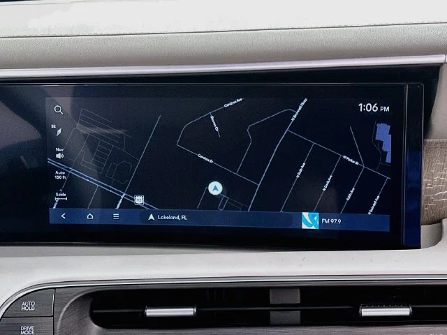 New 2027 Black Hyundai SEL image 17
