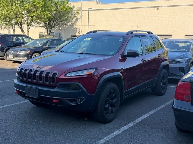 Used 2016 Red Jeep Trailhawk image 3