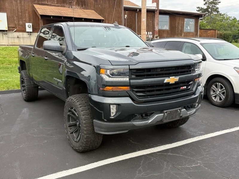 2018 Chevrolet Silverado 1500 LT Z71 4X4 Crew Cab Short Box's photo
