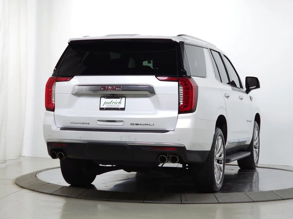 Used 2024 White GMC Denali image 10