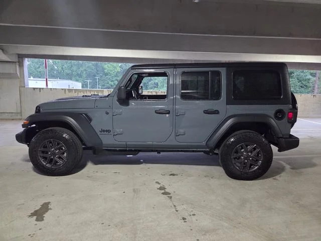 New 2026 Anvil Clearcoat Jeep Sport image 4