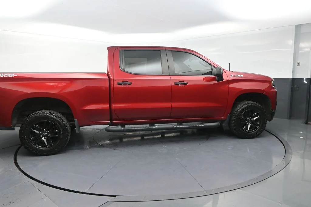 Used 2021  Chevrolet LT Trail Boss image 12