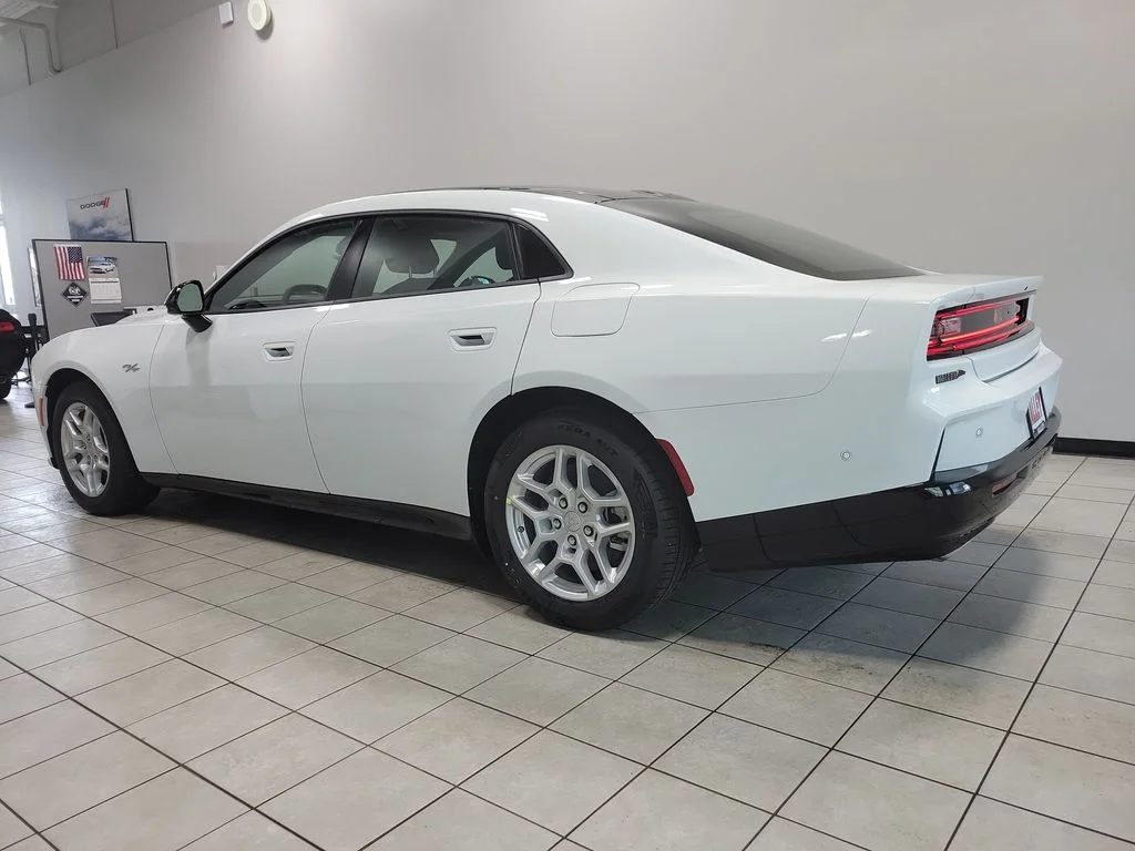 New 2026 White Knuckle Exterior Paint Dodge R/T image 4