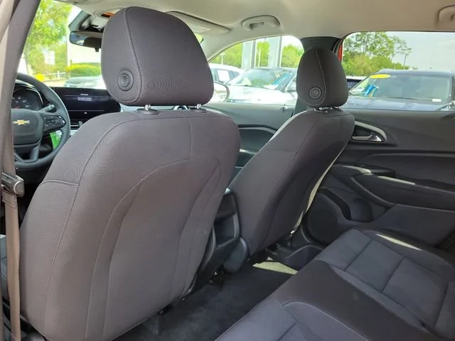 2024 Chevrolet Trax LS - Photo 9