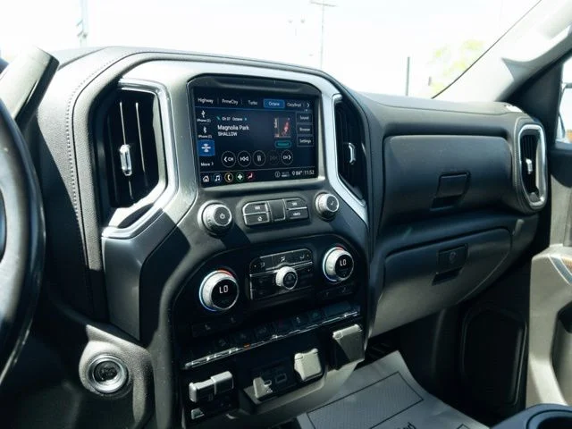 Used 2020 Silver Ice Metallic Chevrolet LT image 35