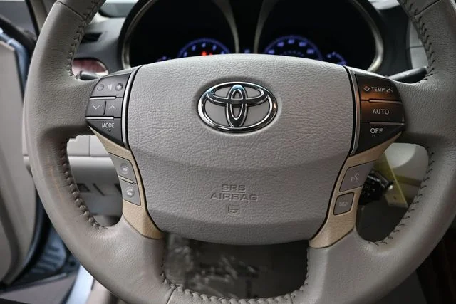Used 2011 Blue Toyota Limited image 15