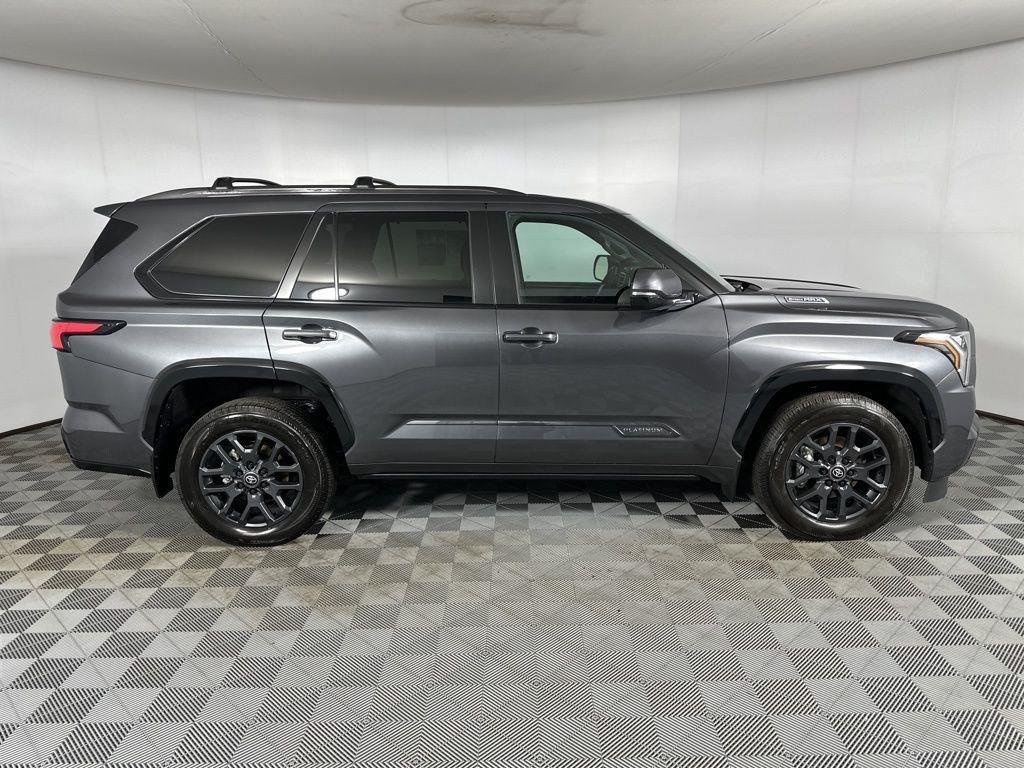 2026 Toyota Sequoia Platinum - Photo 8