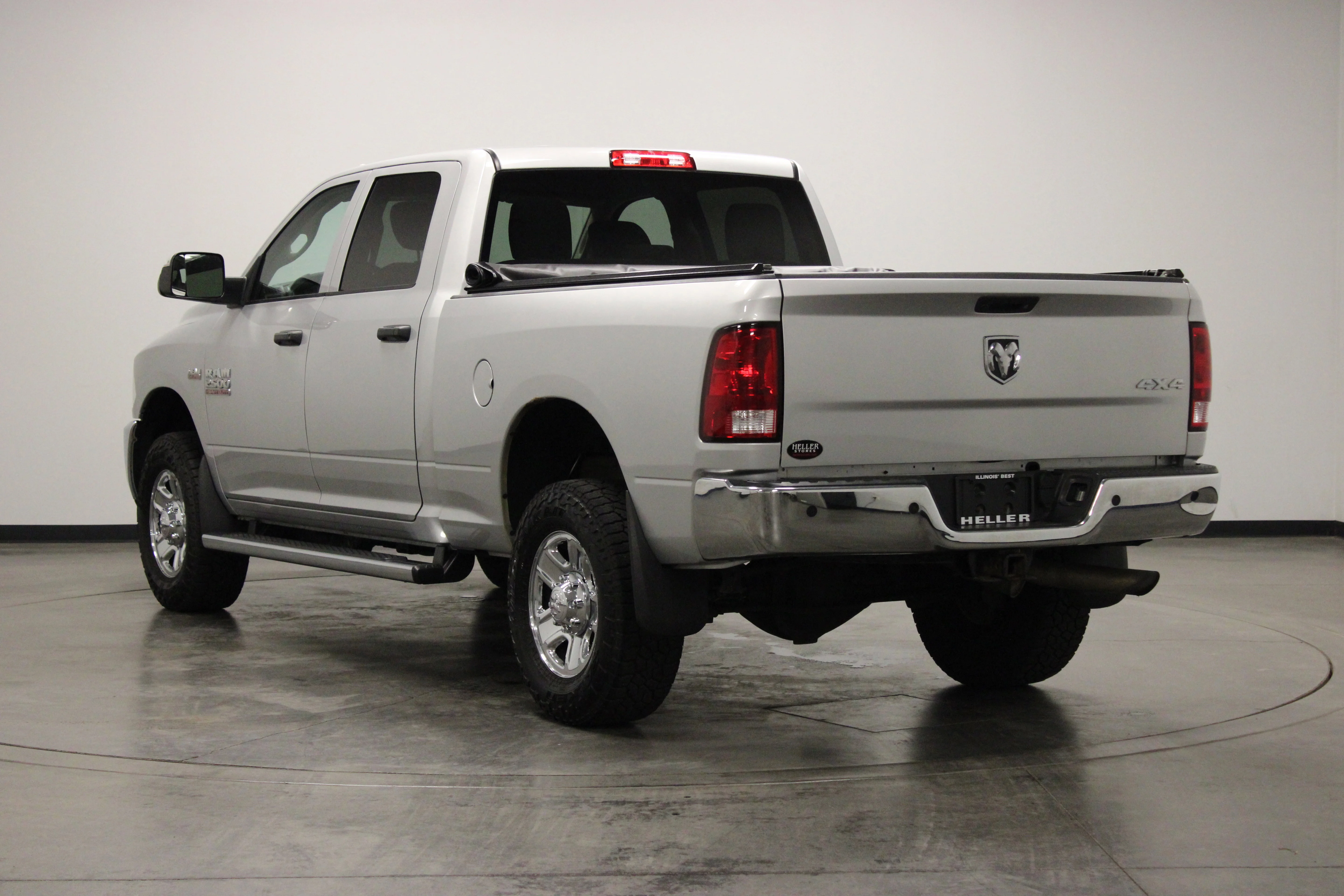 Used 2018 Bright Silver Clearcoat Metallic Ram Tradesman image 6