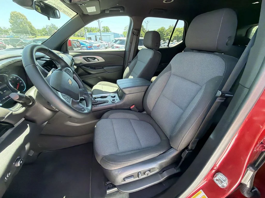 Used 2023 Red Chevrolet LT image 17
