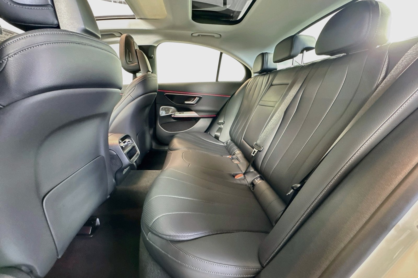 New 2026 Polar White Mercedes-Benz E 350 image 22