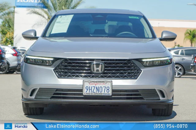 Used 2023 Lunar Silver Metallic Honda EX image 3