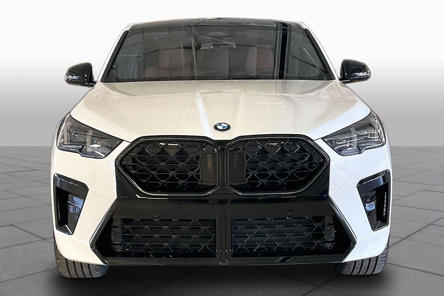 New 2026 Alpine White BMW xDrive28i image 3