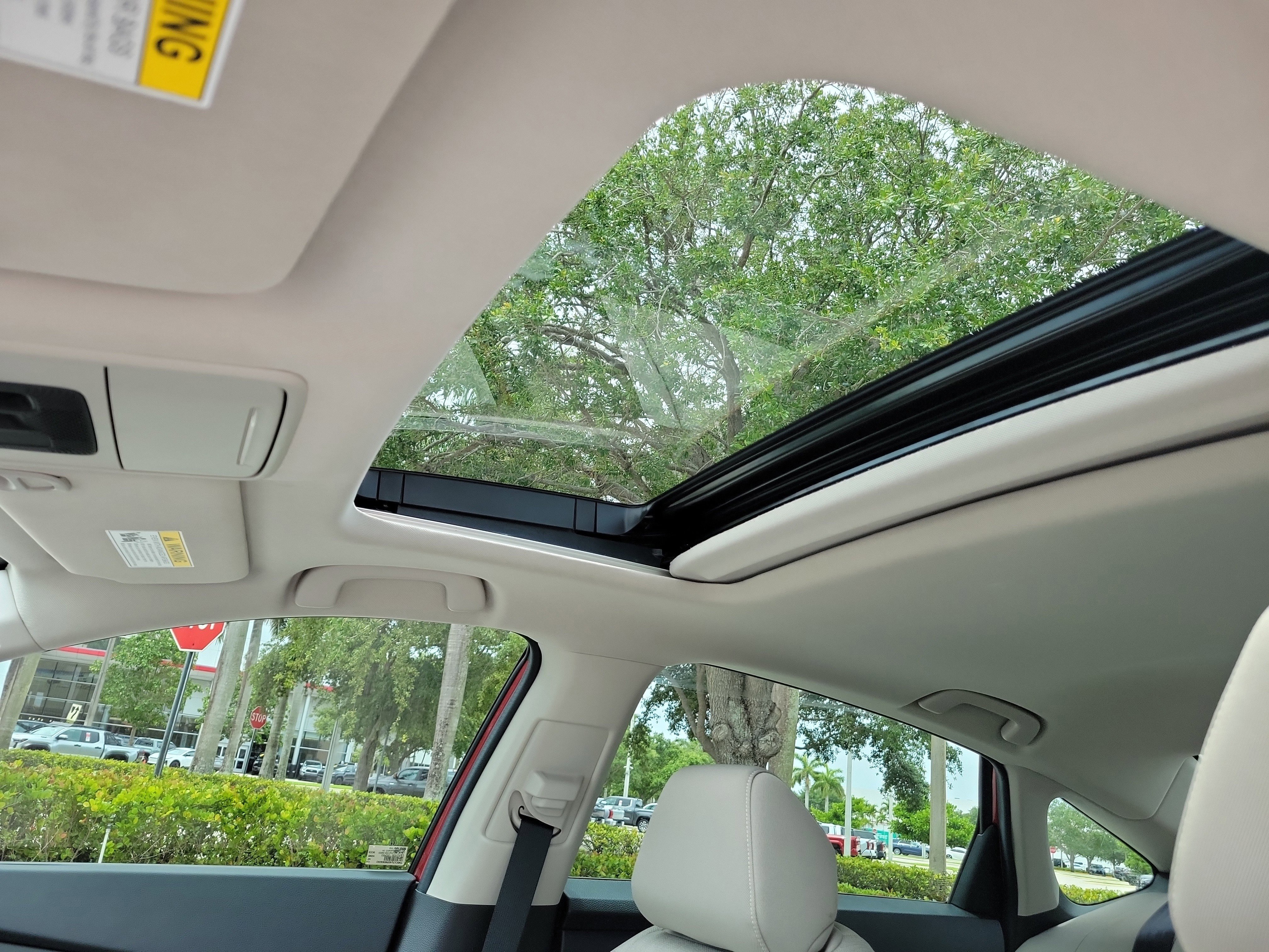 Used 2025 Radiant Red Metallic Honda SE image 27
