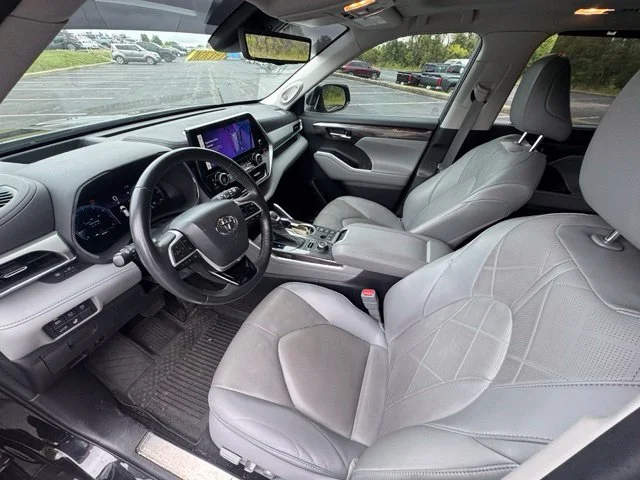 Used 2023 Midnight Black Metallic Toyota Platinum image 18
